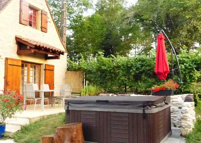 L'oree Du Bois - Maison Individuelle Avec Jacuzzi Prive Frayssinet-le-Gélat
